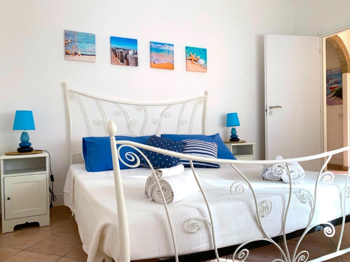 Abbasanta 6 a - due passi dal mare Apartment Passoscuro Bagian luar foto